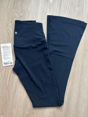 lululemon True Navy Align Mini Flare Pants *Regular